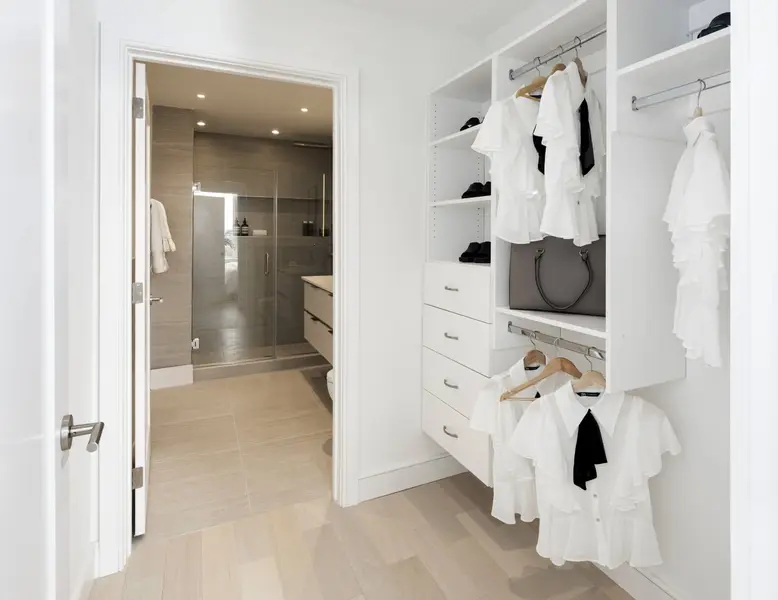 Vista closet system installed in multifamily unit
